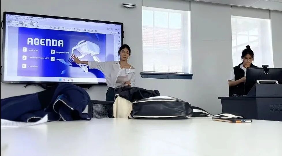 一骑绝尘的不止张雪机车，还有雅思5分的留学本科路---中国传媒大学1+3国际本科